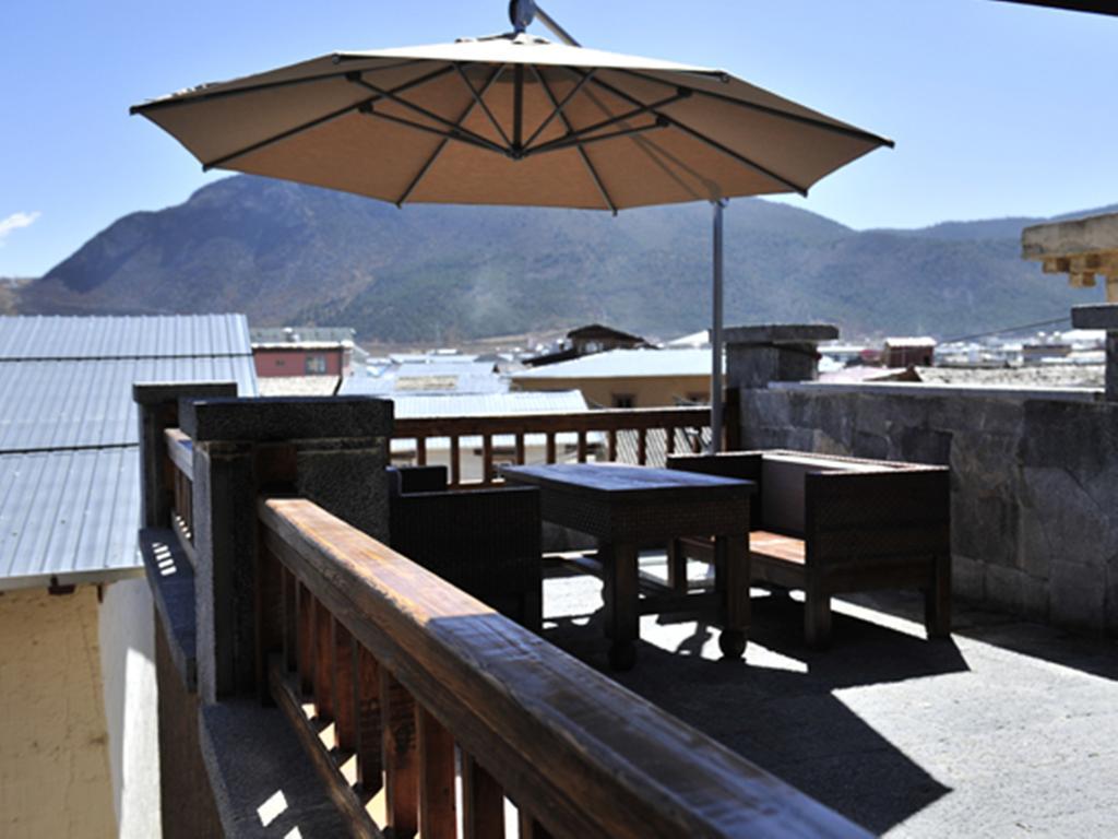 Tseten Wangmo Resort Shangri-La Exterior foto